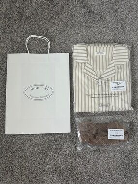 New Korean Juuneedu Neutral Stripe Pajamas + Brown Bear Plush Spa Headband 🐻🤎